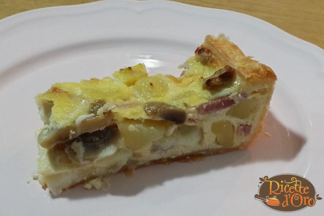 Pizza Rustica Funghi Patate e Speck