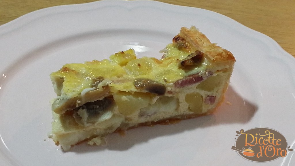 Pizza Rustica Funghi Patate e Speck