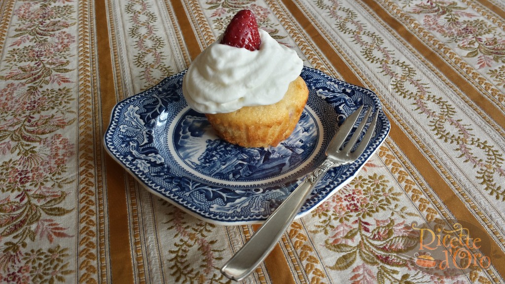 muffin-panna-e-fragole