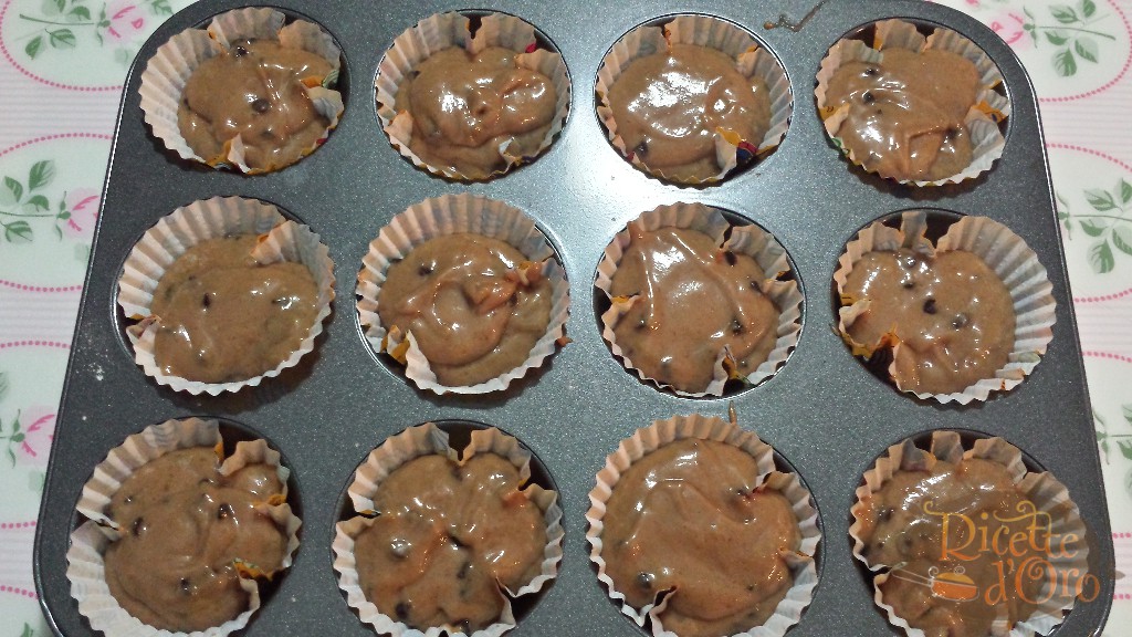 muffin-doppio-cioccolato-nei-pirottini