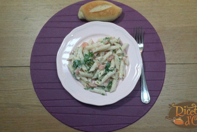 Pasta Salmone Rucola e Philadelphia