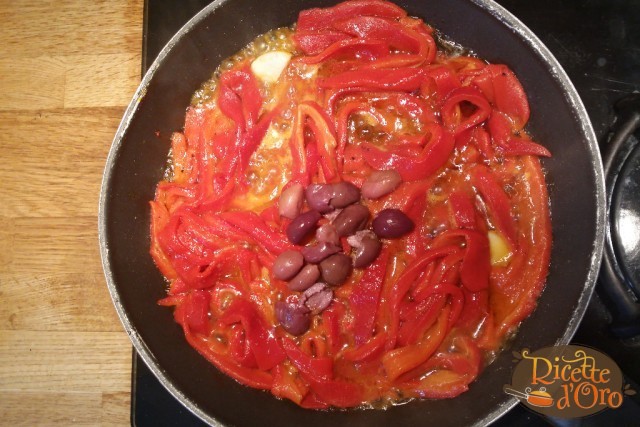 cottura-peperoni-con-olive