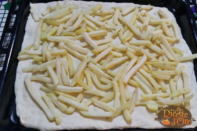 pizza-wurstel-e-patatine1
